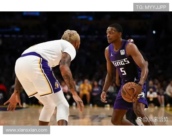 2001年湖人与国王的经典对决回顾与分析