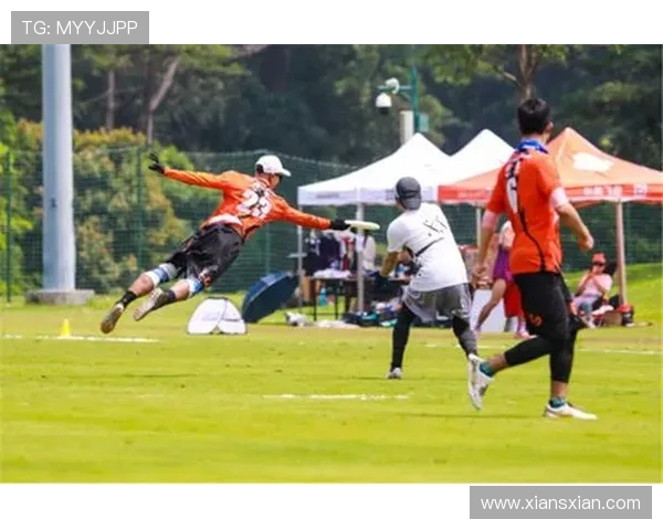 深圳飞盘队在世界攀岩锦标赛中的默契配合与精彩表现分析